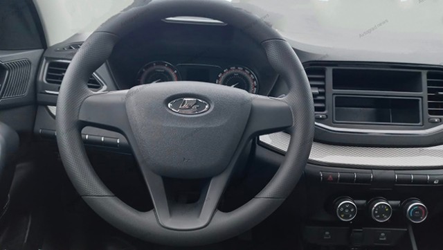 Базовые версии Lada Vesta без подушек безопасности не пользуются спросом. Пока не удалось реализовать ни одного автомобиля