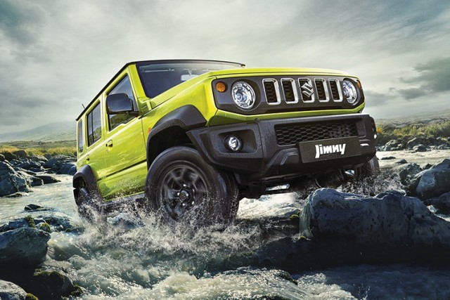 В Россию едет пятидверный Suzuki Jimny 2024: 1,5-литровый атмосферный мотор, 105 л.с., «автомат», полный привод. Цена - 4,3 млн.