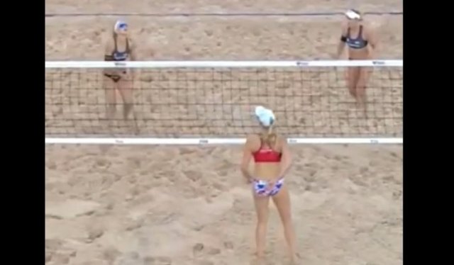 Грандиозный женский волейбол