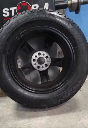 Правка восьмёрки на литом диске