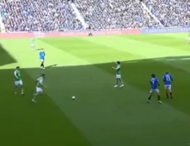 "Один удар - два попадания": смешной фейл футболиста из Шотландии