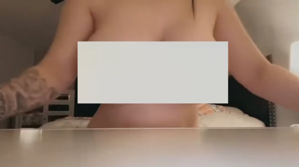 Сиськи на стол⁠⁠