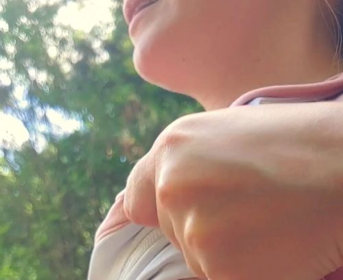 Красивая натуральная грудь