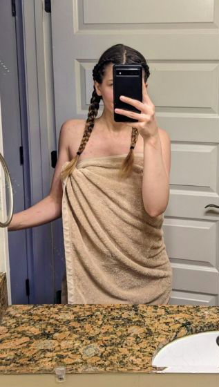 Селфи голых девушек в домашней обстановке