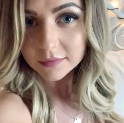 Душевная девушка⁠⁠