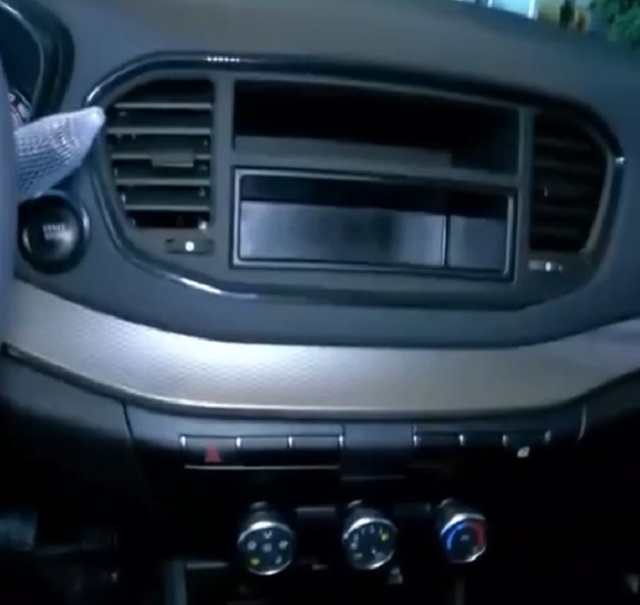 Обзор новой Lada Vesta в базовой версии