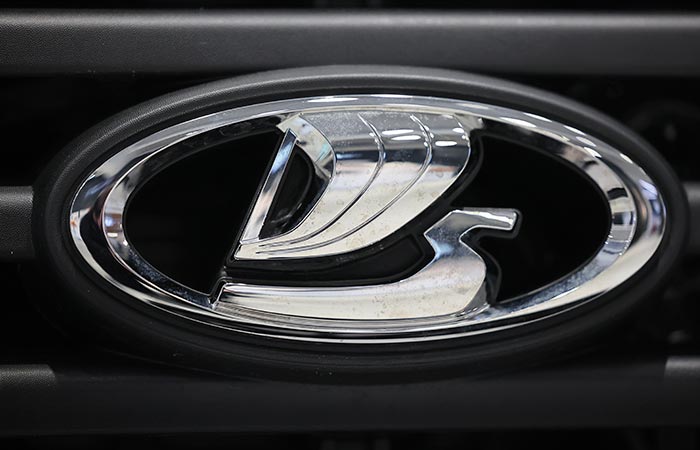 Власти вновь рассматривают возможные меры поддержки "АвтоВАЗа" в связи с увеличением долговой нагрузки компании.