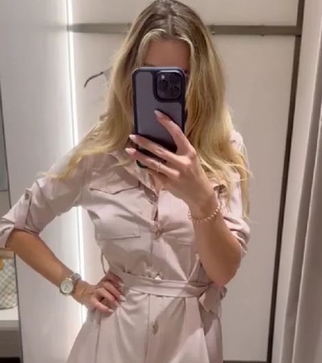 В примерочной