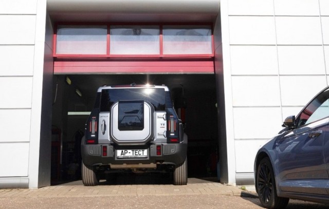 Издание «Авторевю» опубликовало данные о стоимости ремонта популярных китайских автомобилей, таких как Jaecoo, Geely и Haval