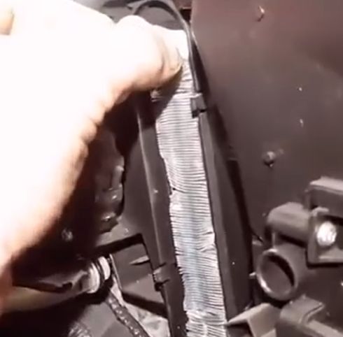 Мерседес легко обслуживать⁠⁠