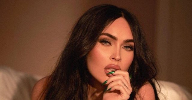 Меган Фокс впервые появилась на публике после рождения четвертого ребенка