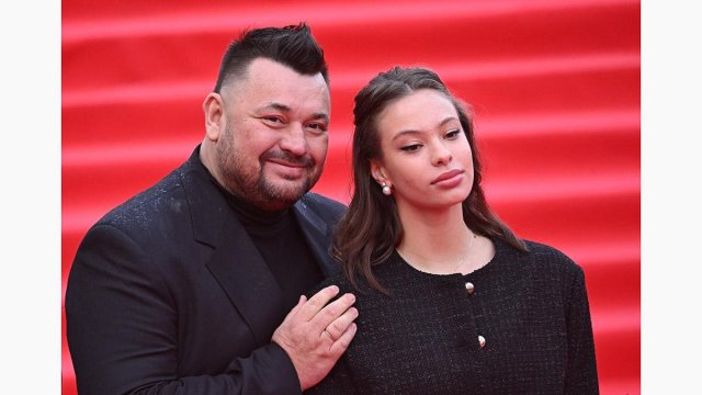 16-летняя дочь Сергея Жукова Ника закрутила роман с футболистом ЦСКА Матвеем Лукиным