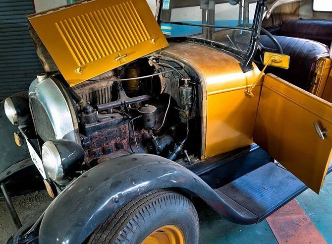 Экскурсия по заброшенному автомобильному музею в Японии