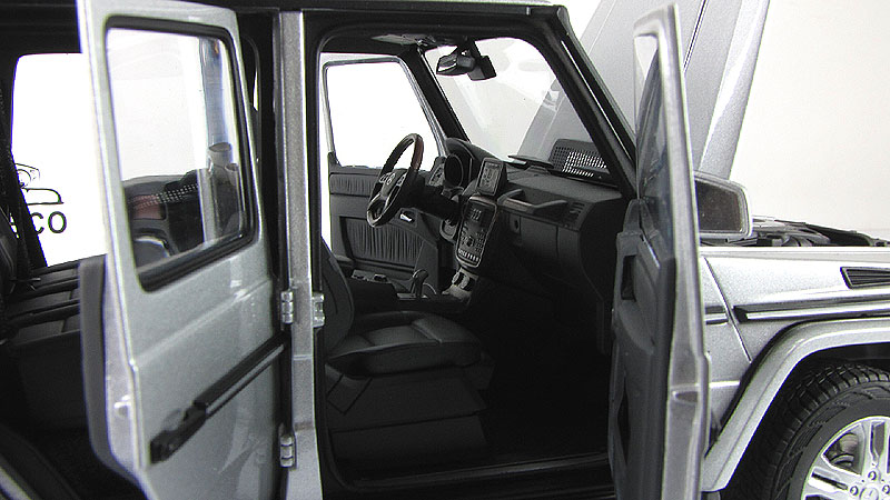 Что не так с этим Мерседесом?