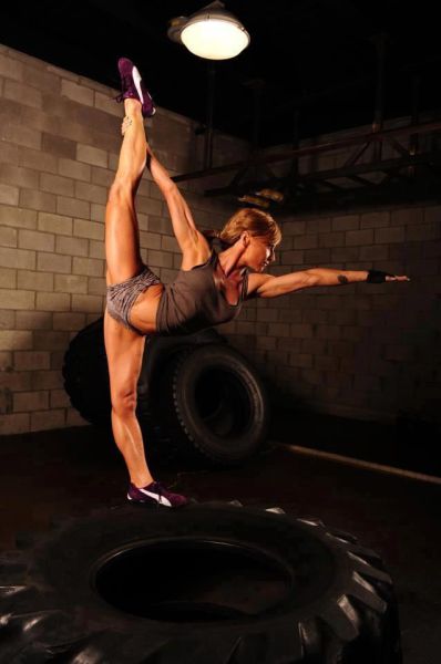 Подборка спортивных девушек (60 фото)