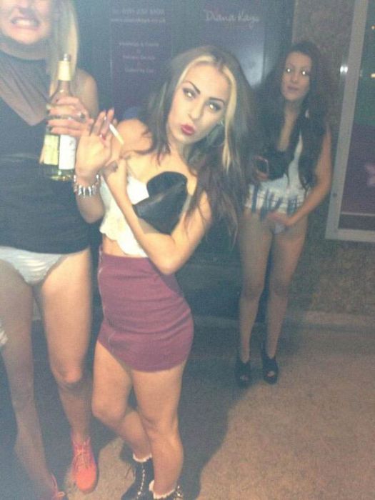 Пьяные девчонки (38 фото)