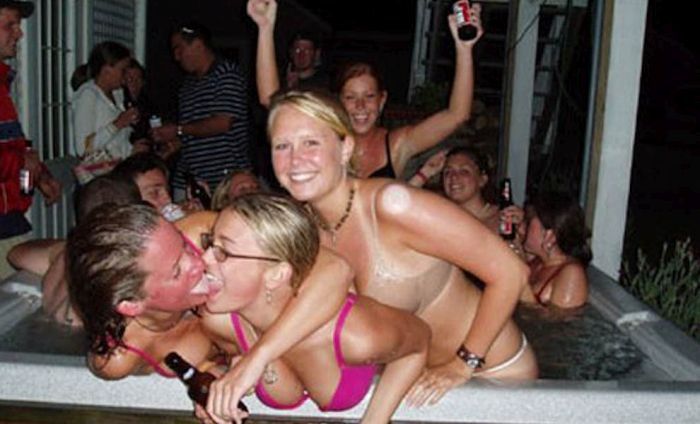 Пьяные девчонки (38 фото)