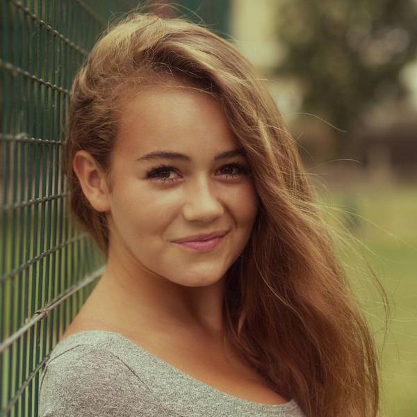 Девушки с естественной красотой