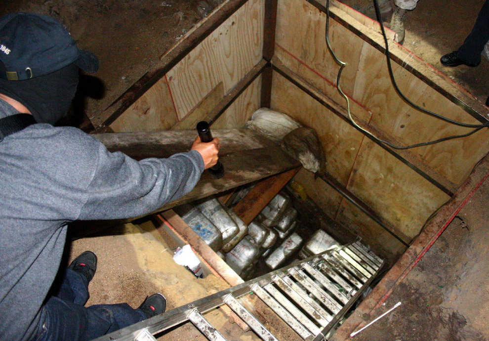 Подземные тоннели наркобаронов Подземные тоннели наркобаронов