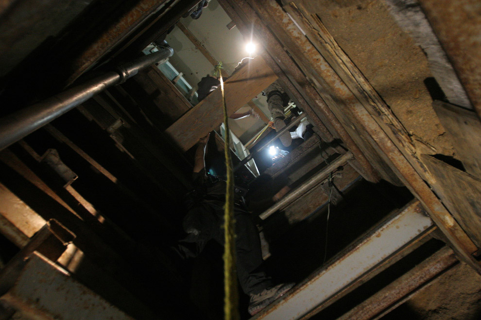 Подземные тоннели наркобаронов Подземные тоннели наркобаронов