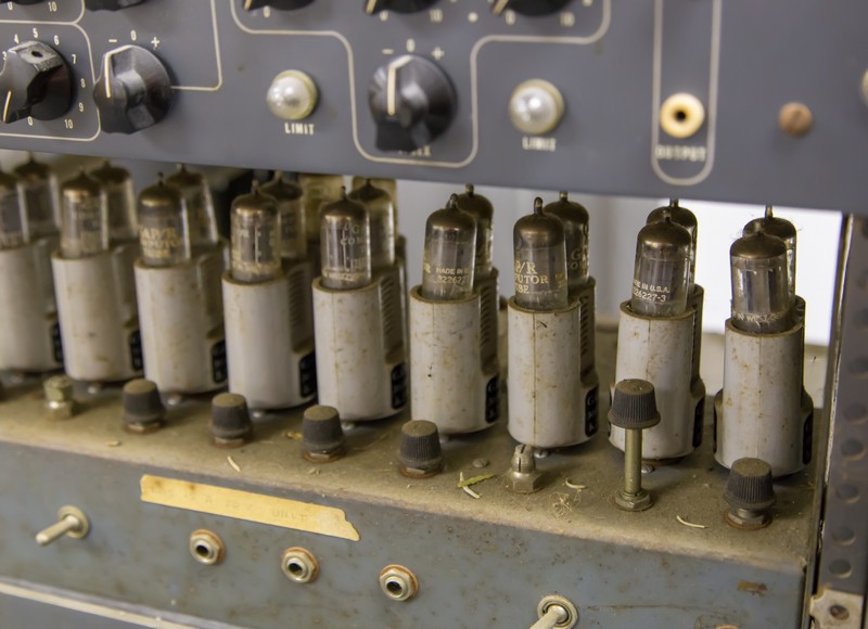 George: компьютер для MIT 1958 года George: компьютер для MIT 1958 года