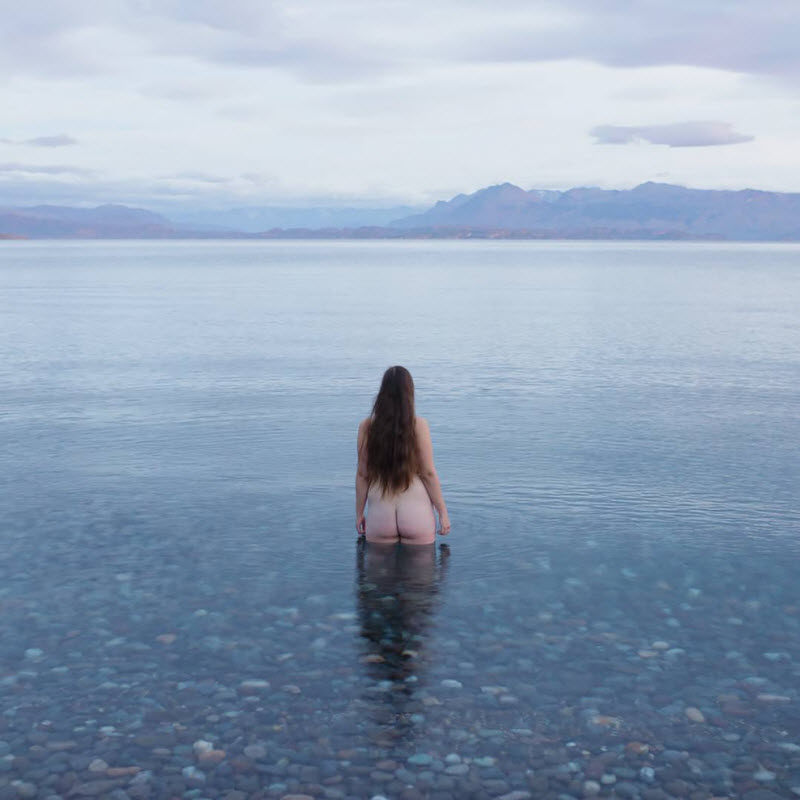 Смелое Ню Игнасио Наварро