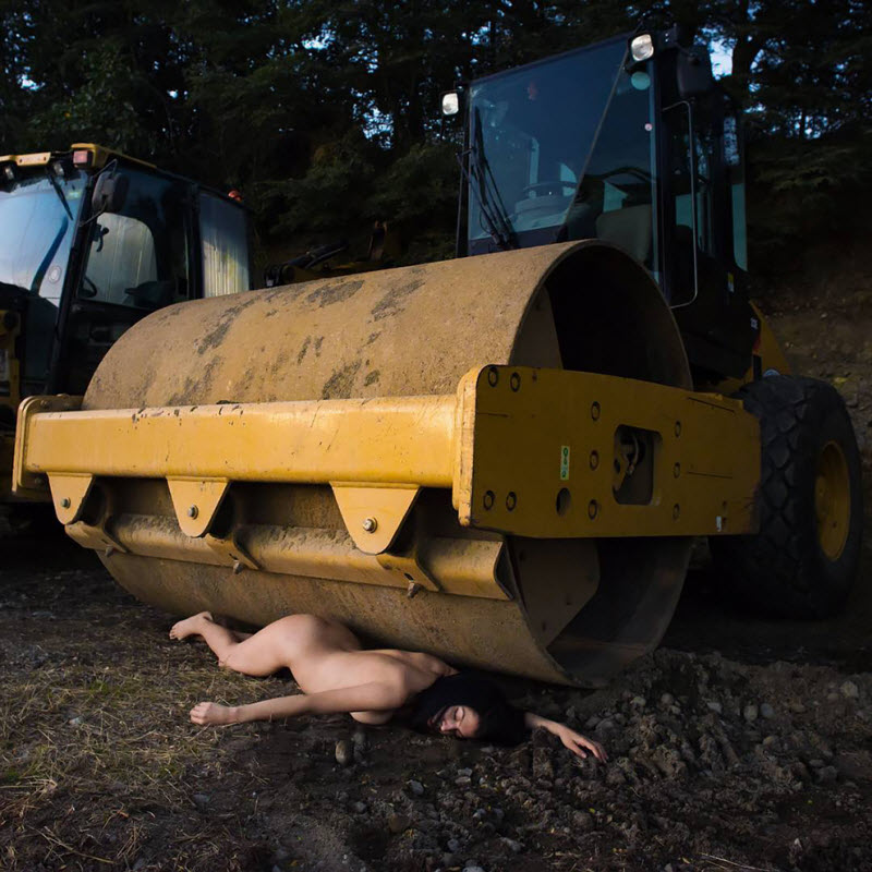 Смелое Ню Игнасио Наварро