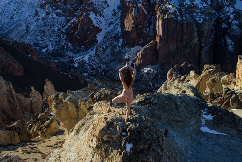 Смелое Ню Игнасио Наварро