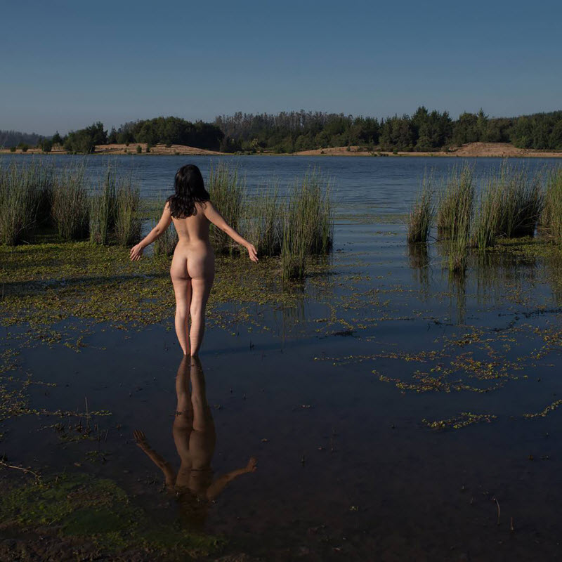 Смелое Ню Игнасио Наварро