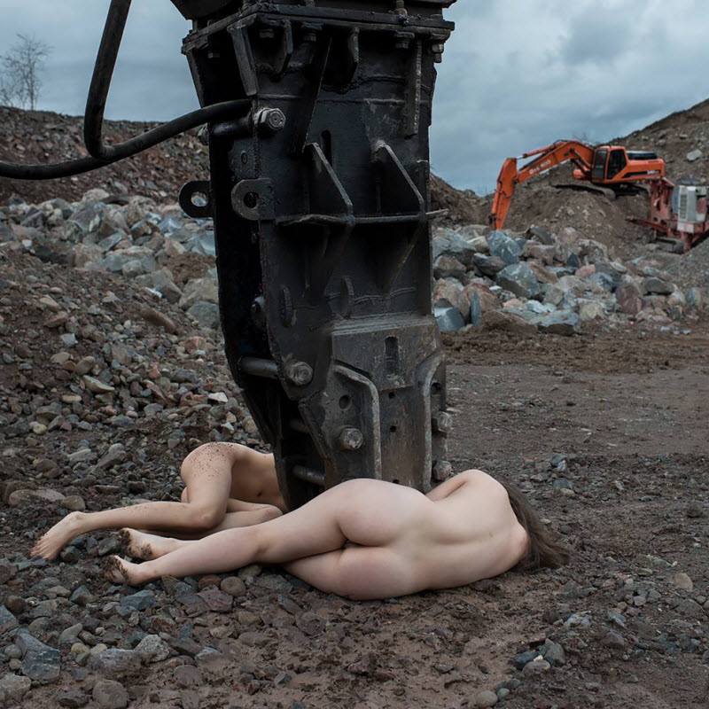 Смелое Ню Игнасио Наварро