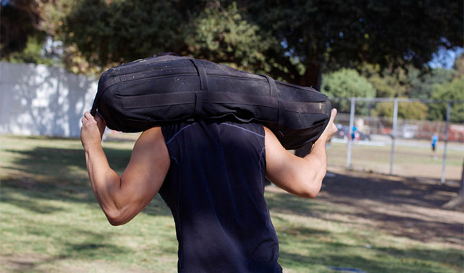 Классическая тренировка стронгмена от Дольфа Лундгрена