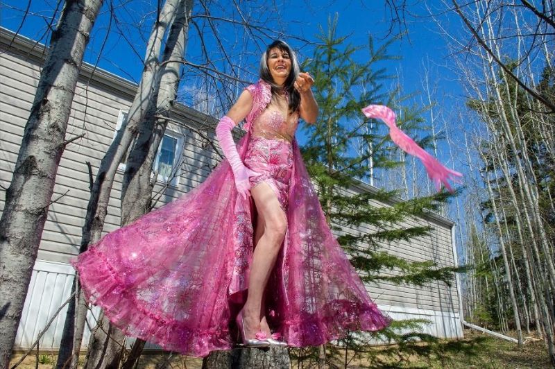 Стриптизерши на пенсии в объективе Мари Баронет