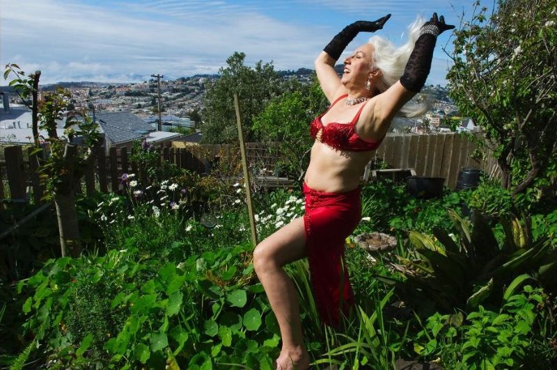 Стриптизерши на пенсии в объективе Мари Баронет