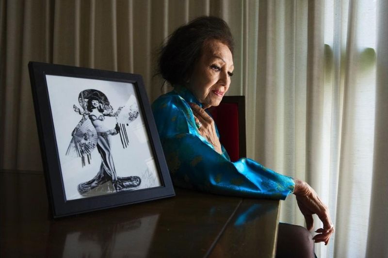 Стриптизерши на пенсии в объективе Мари Баронет