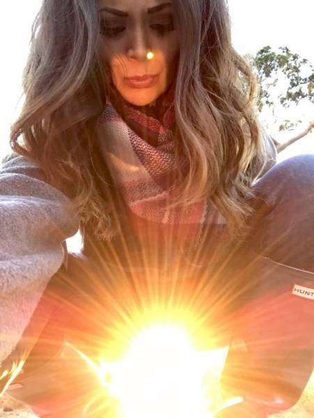 Девушки дурачатся