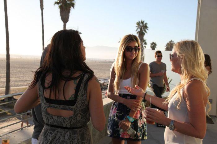 Горячие пятничные девушки (50 фото)