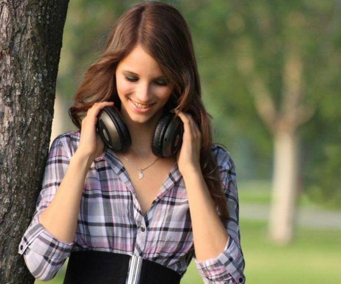 Горячие пятничные девушки (50 фото)