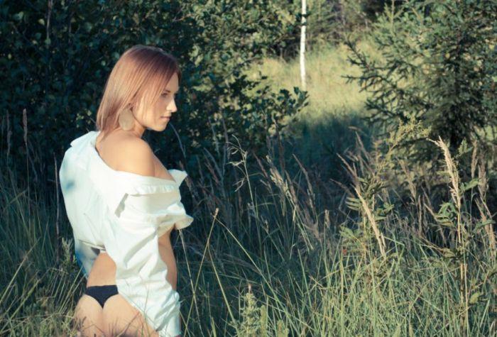 Горячие пятничные девушки (50 фото)