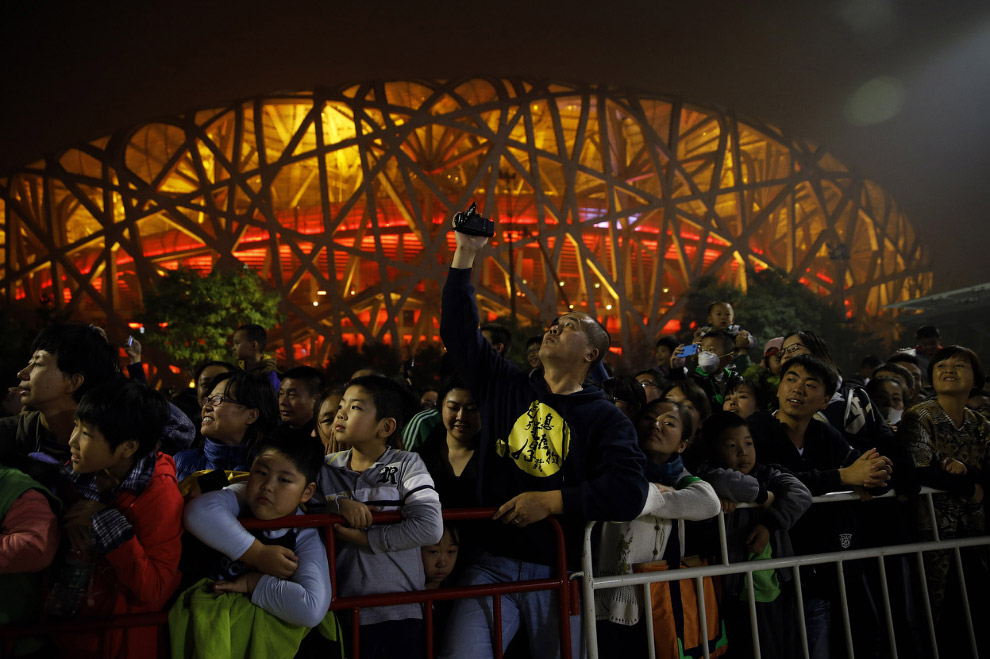 Огнедышащий дракон-лошадь посетил Пекин Огнедышащий дракон-лошадь посетил Пекин