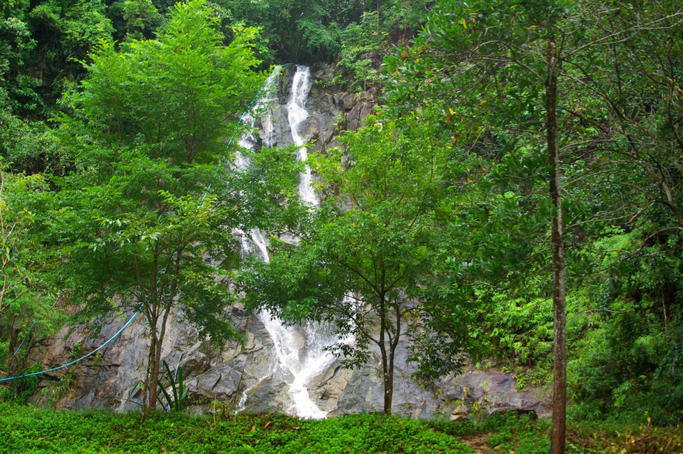 Водопад Лампи: мощь и красота ниспадающей воды (9 фото)