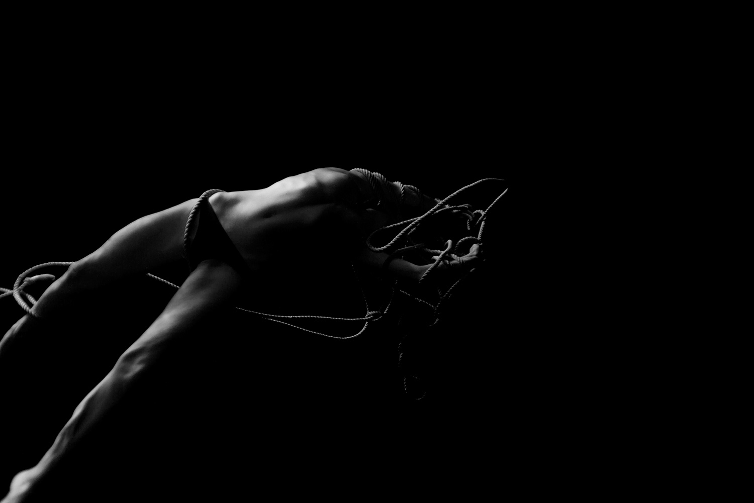 Фотограф Энрик Эдриан Дженер: девушки и морская стихия