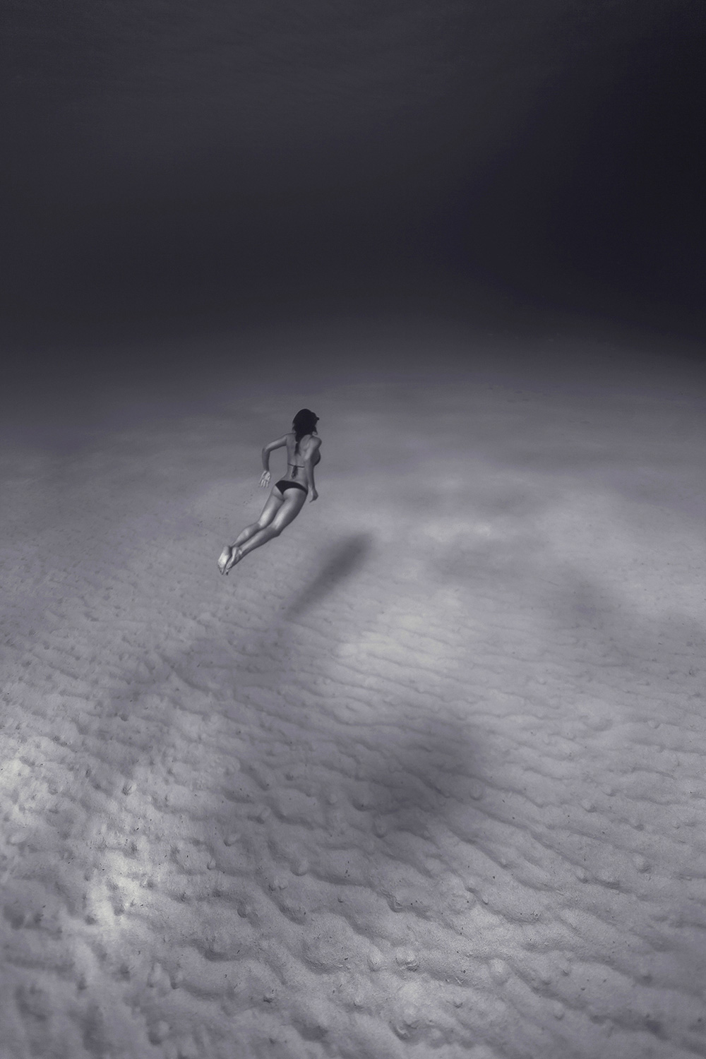 Фотограф Энрик Эдриан Дженер: девушки и морская стихия