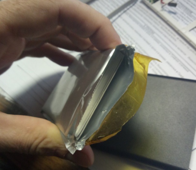 Заказал внешний аккумулятор из Китая...