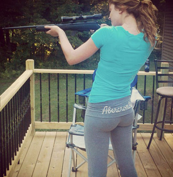 Сексуальные девушки в лосинах (49 фото)