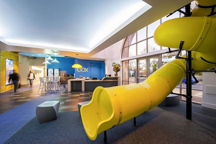 9 самых впечатляющих слайд-горок, прокатиться с которых не против даже взрослые 9 самых впечатляющих слайд-горок, прокатиться с которых не против даже взрослые