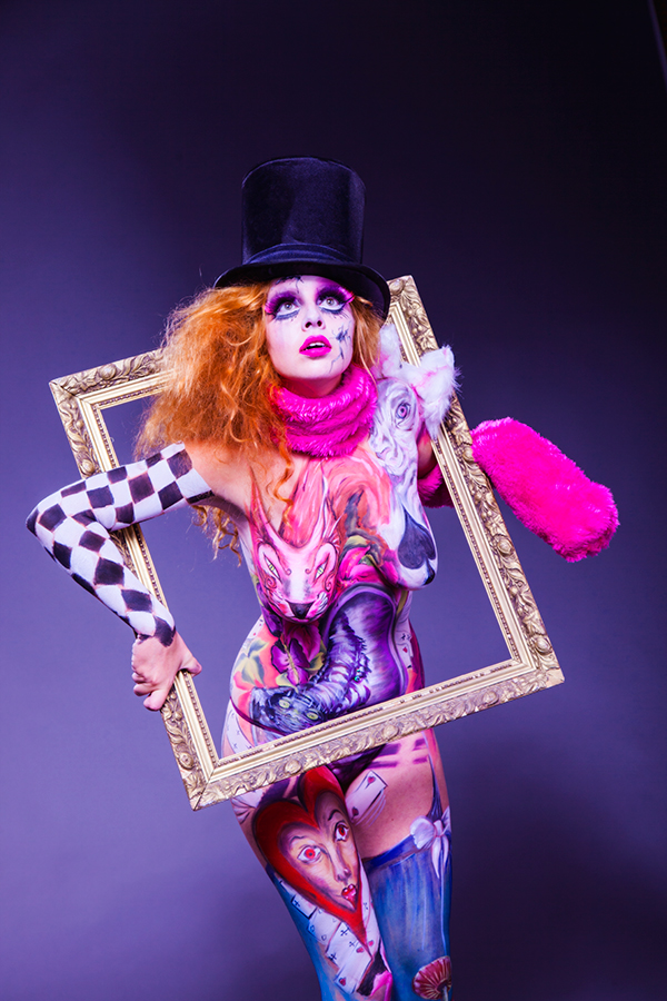 Обнаженные девушки на снимках Александра Толчинского