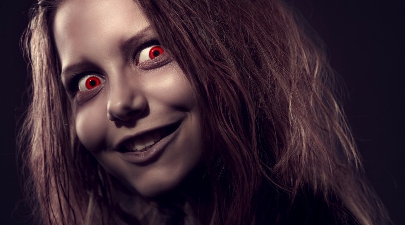 Реальные люди рассказывают об ужасных инцидентах, которые произошли в их маленьких и, на первый взгляд, «тихих» городках. Часть 1 Реальные люди рассказывают об ужасных инцидентах, которые произошли в их маленьких и, на первый взгляд, «тихих» городках. Часть 1