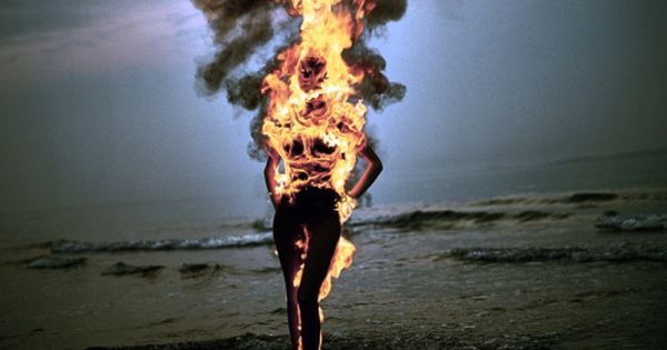 Реальные люди рассказывают об ужасных инцидентах, которые произошли в их маленьких и, на первый взгляд, «тихих» городках. Часть 1 Реальные люди рассказывают об ужасных инцидентах, которые произошли в их маленьких и, на первый взгляд, «тихих» городках. Часть 1