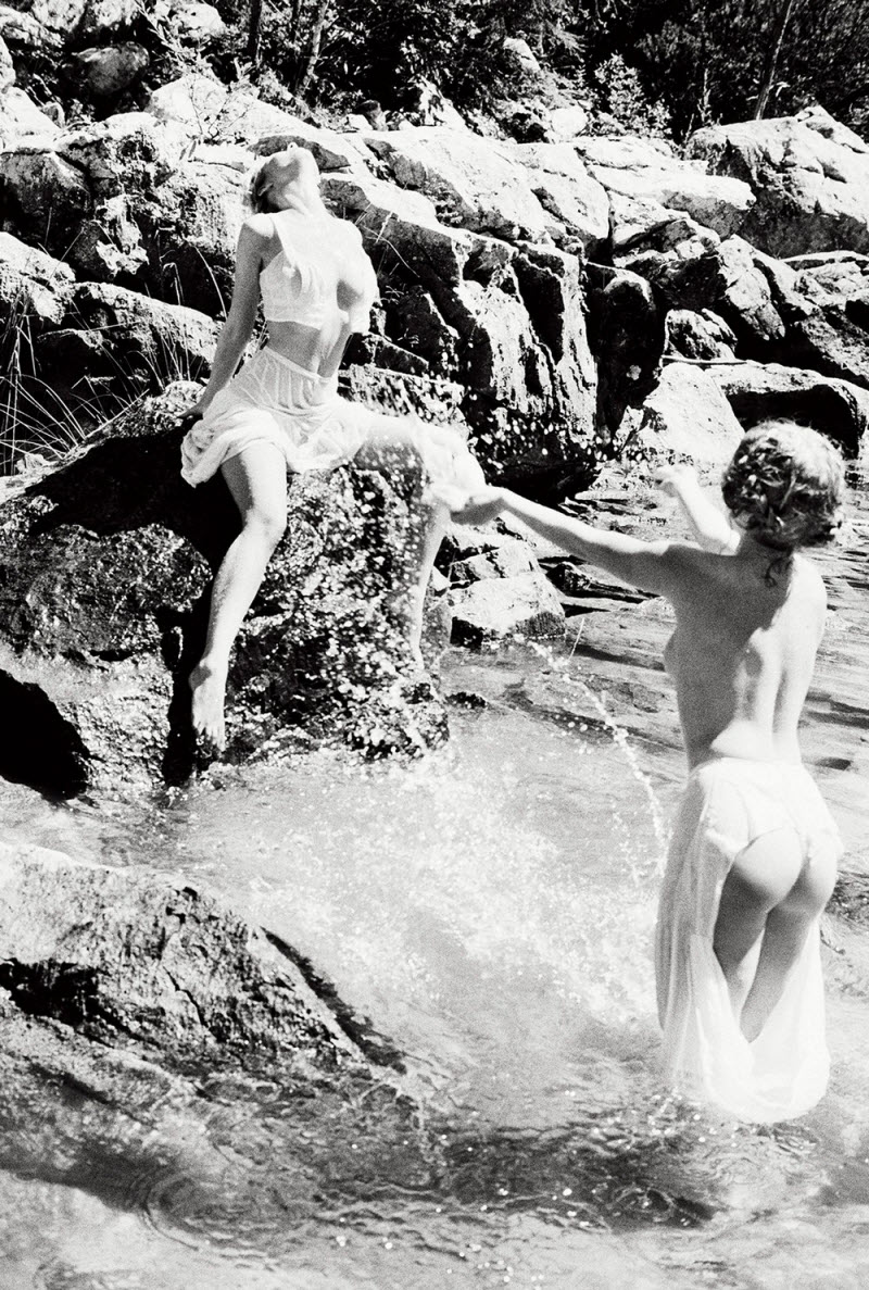 Диони Табберс и другие в откровенной фотосессии