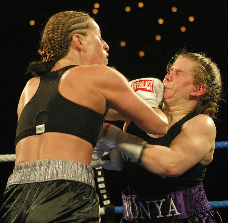 Самый громкий скандал в истории Олимпийских игр. Как рухнула карьера многообещающей фигуристки Тони Хардинг.